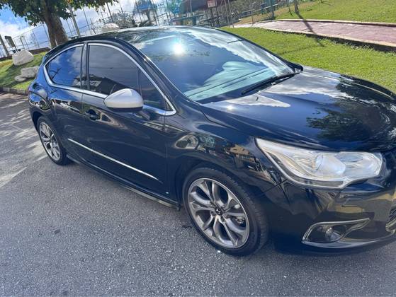 CITROËN DS4 1.6 THP GASOLINA AUTOMÁTICO CITROËN DS4 1.6 THP GASOLINA AUTOMÁTICO